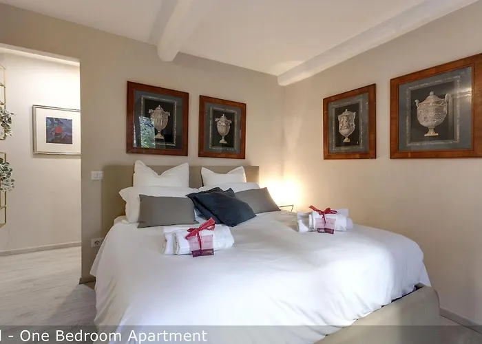 Charlie\'S Apartments By Mamo Florence